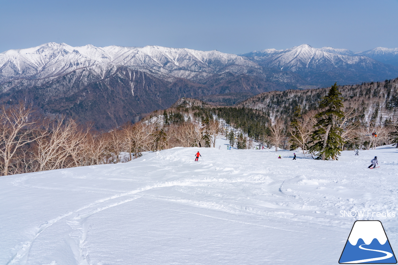 大雪山層雲峡・黒岳ロープウェイスキー場｜2021-2022シーズン終了間近…。積雪280cm＆5月8日までスキーリフト営業の黒岳で、春スキー＆スノーボードを満喫しましょう！